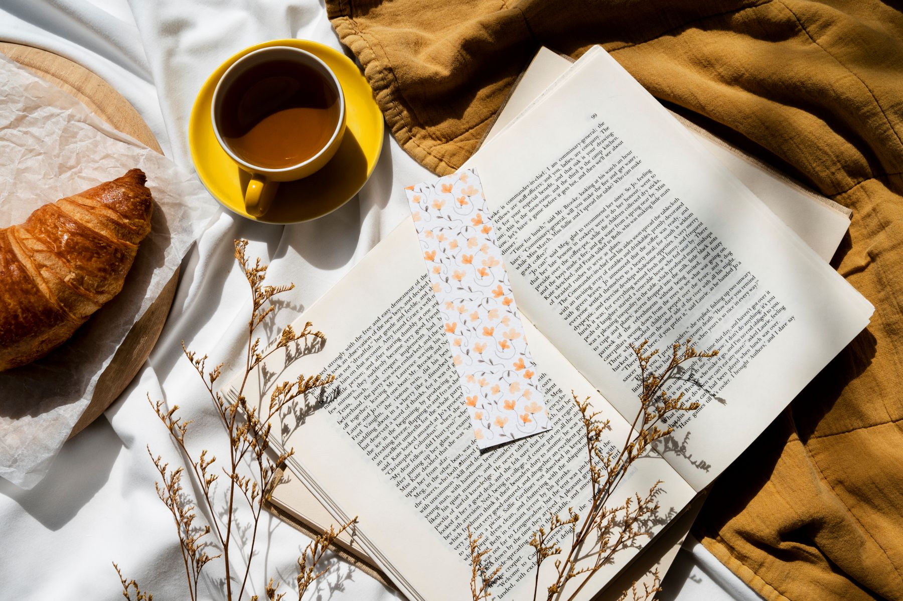 view-bookmark-book-arrangement_1